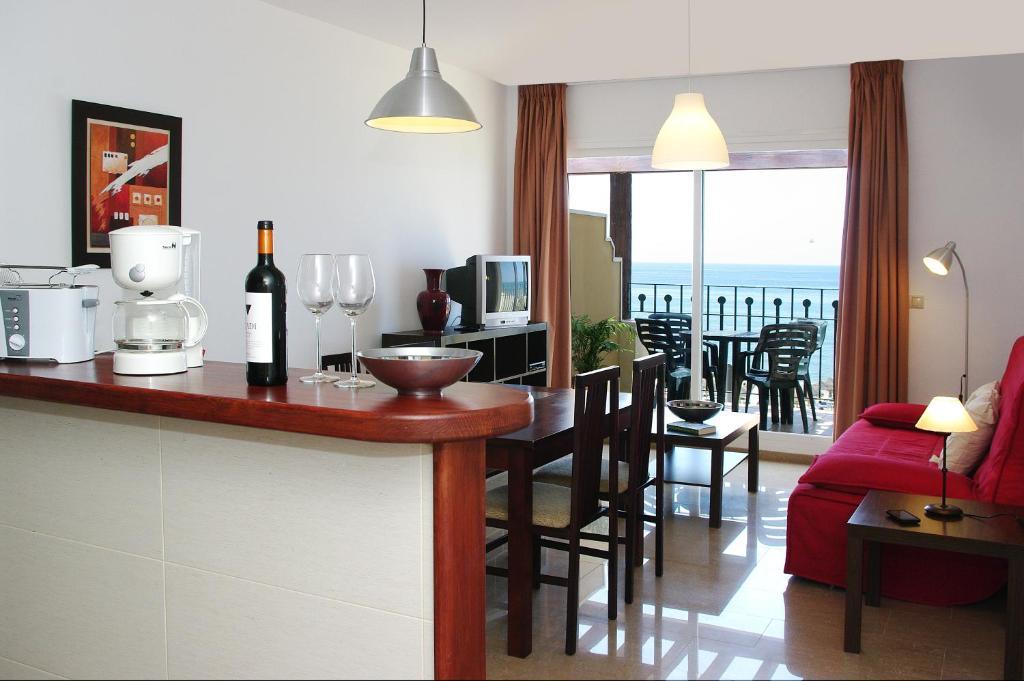 Apartamentos Euromar Playa Torrox Habitación foto
